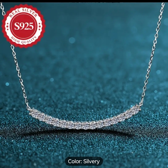 🌿🍒Brand New Elegant 925 Sterling Silver Necklace 🍒🌿 - Picture 3 of 4